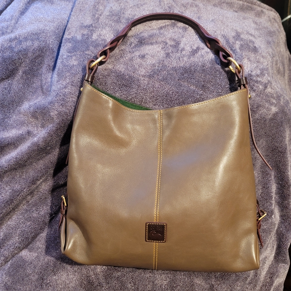 Dooney & Bourke Florentine Leather Twist bag color Elephant